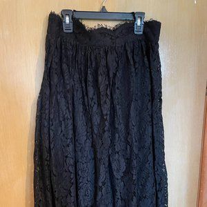 Black lace midi skirt (SIZE M)